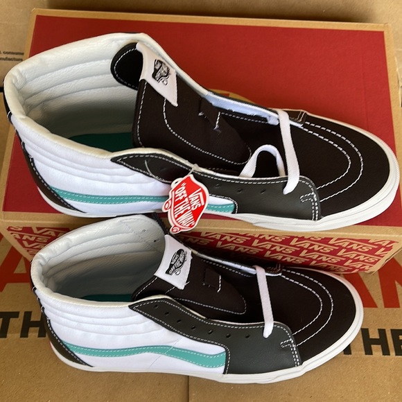 Vans Sk8-Hi Classic Spot Black/True White Leather WMNS sneakers - Picture 4 of 16